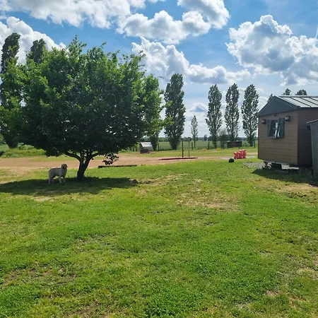 Apartamento Mobil-home Au Sein D'une Ecurie *
